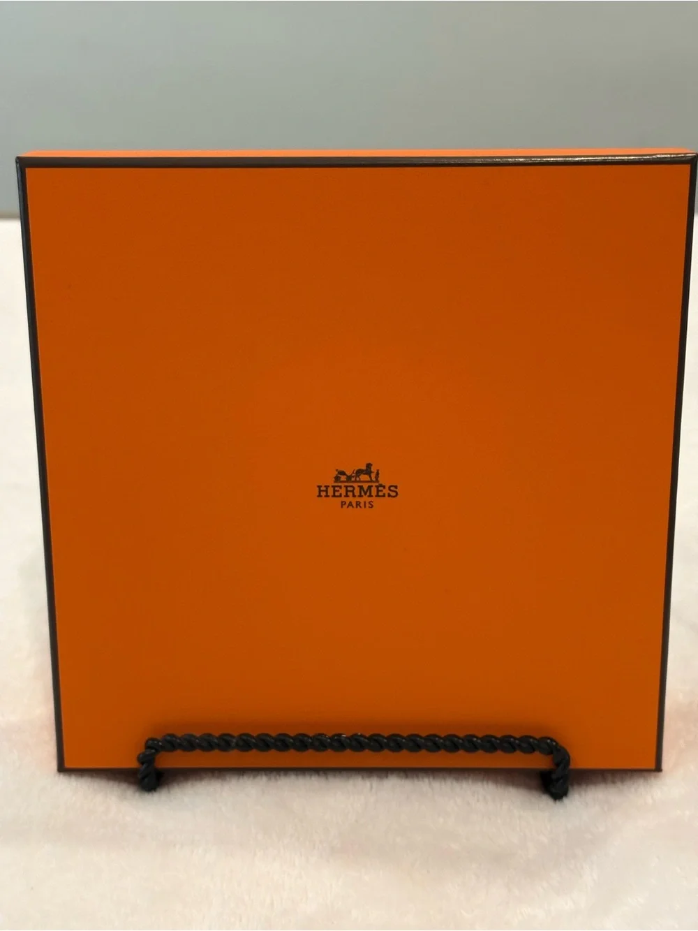 Hermes Paris Empty Orange Gift Box with Interior Insert / Authentic Luxury